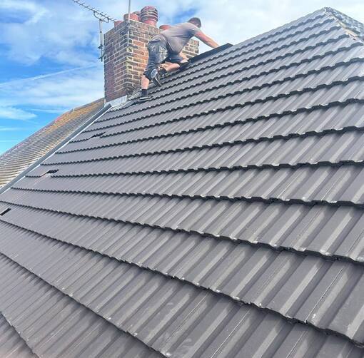 FS Roofing Bagshot 11 This is a photo of a new roof being installed in Bagshot. Installation carried out by FS Roofing Bagshot